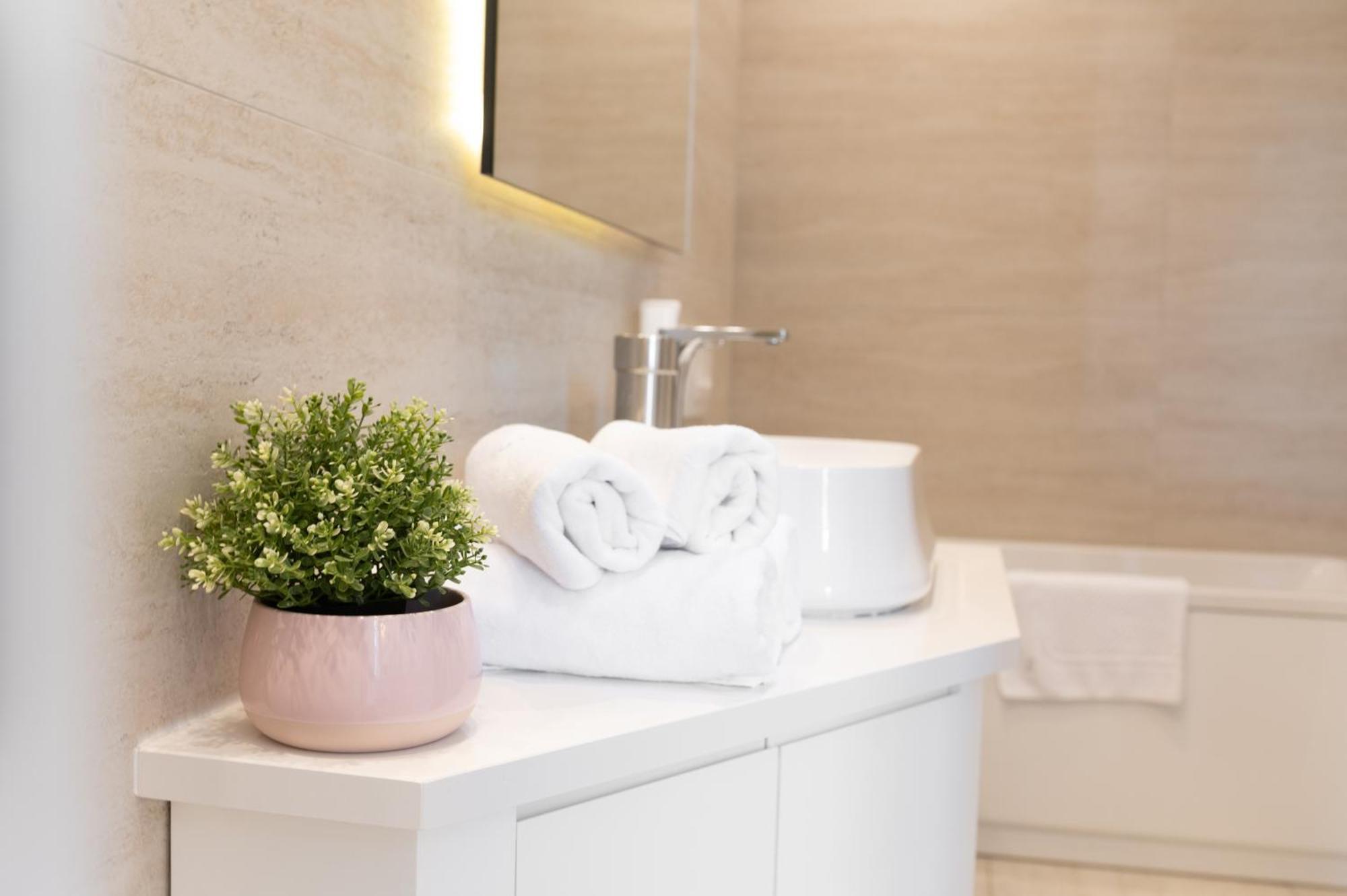 Slavija Fontana Lux Apartments Belgrado Esterno foto