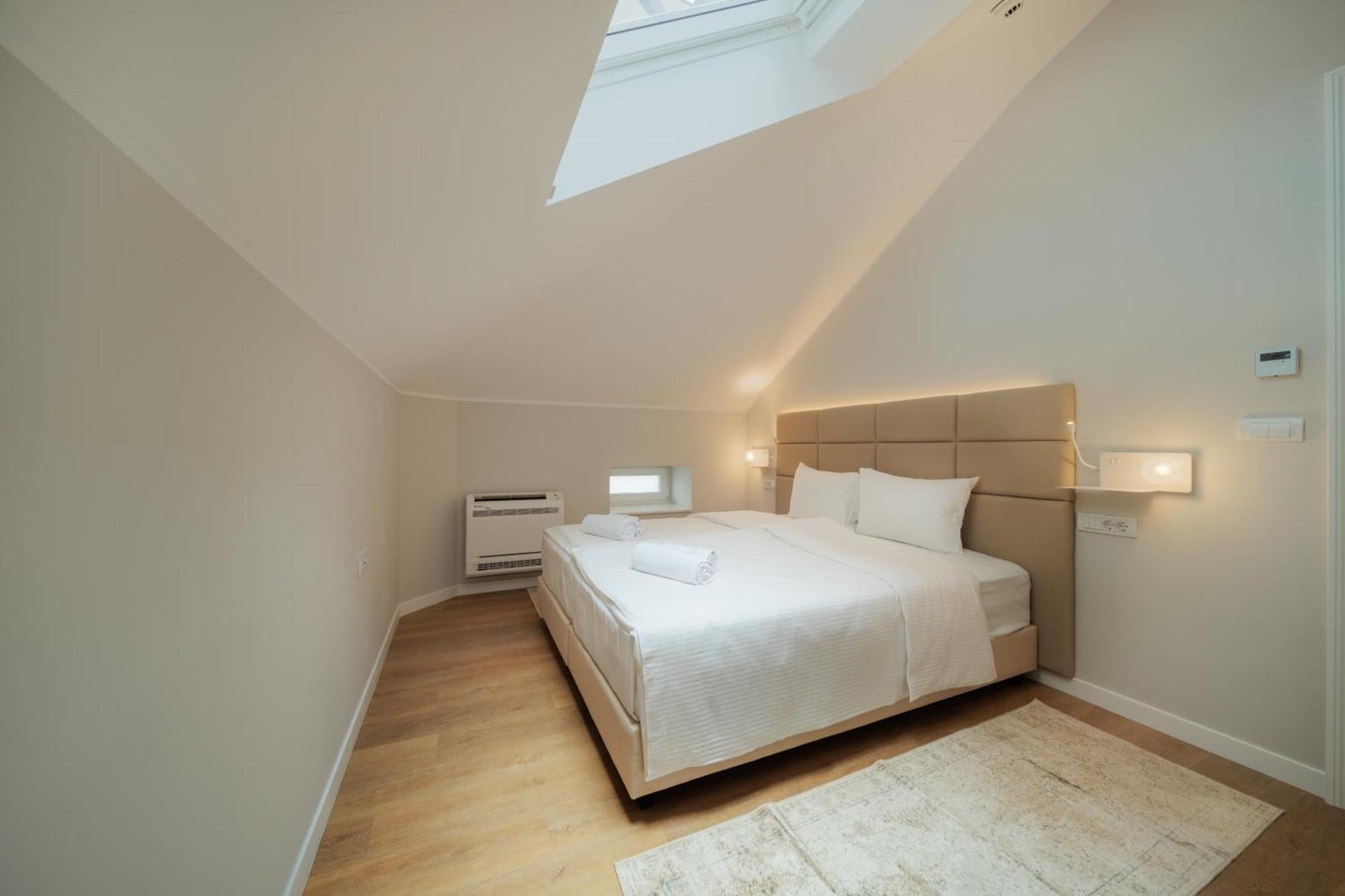 Slavija Fontana Lux Apartments Belgrado Esterno foto