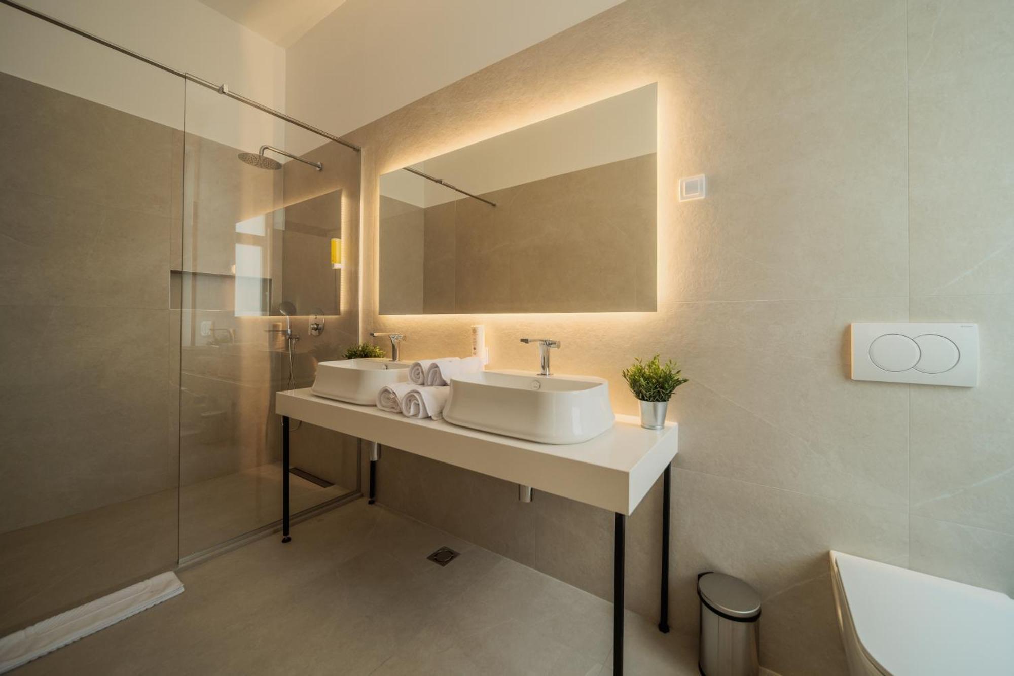 Slavija Fontana Lux Apartments Belgrado Esterno foto