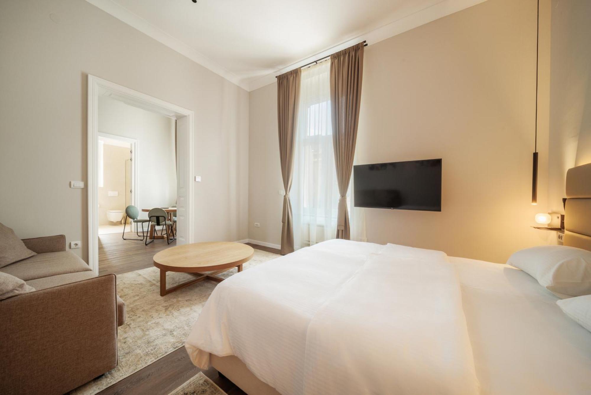 Slavija Fontana Lux Apartments Belgrado Esterno foto