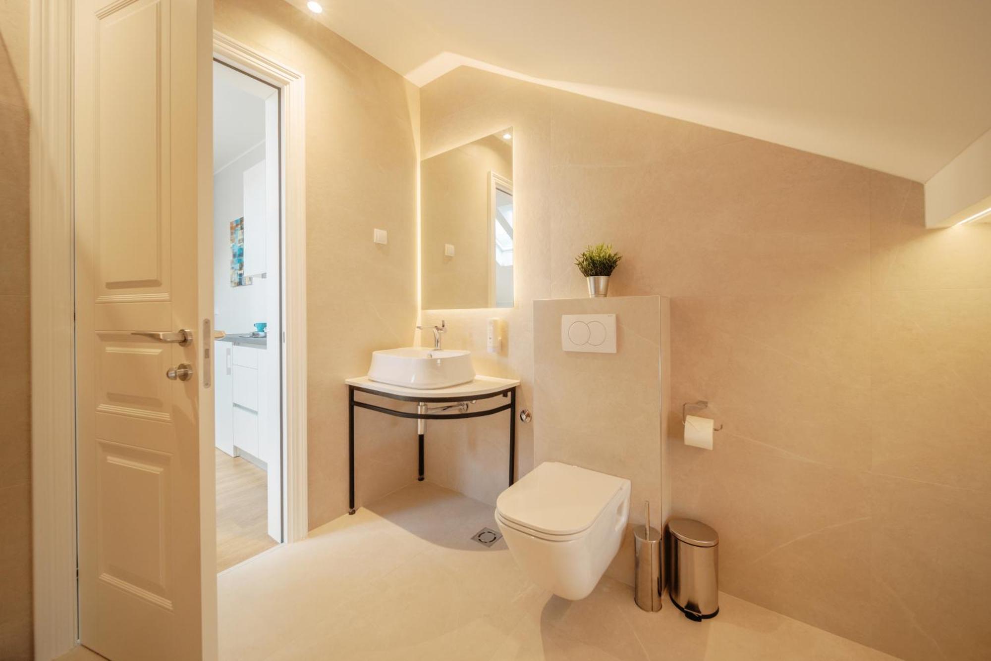 Slavija Fontana Lux Apartments Belgrado Esterno foto